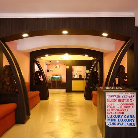 אוטי Hotel Charring Cross מראה חיצוני תמונה
