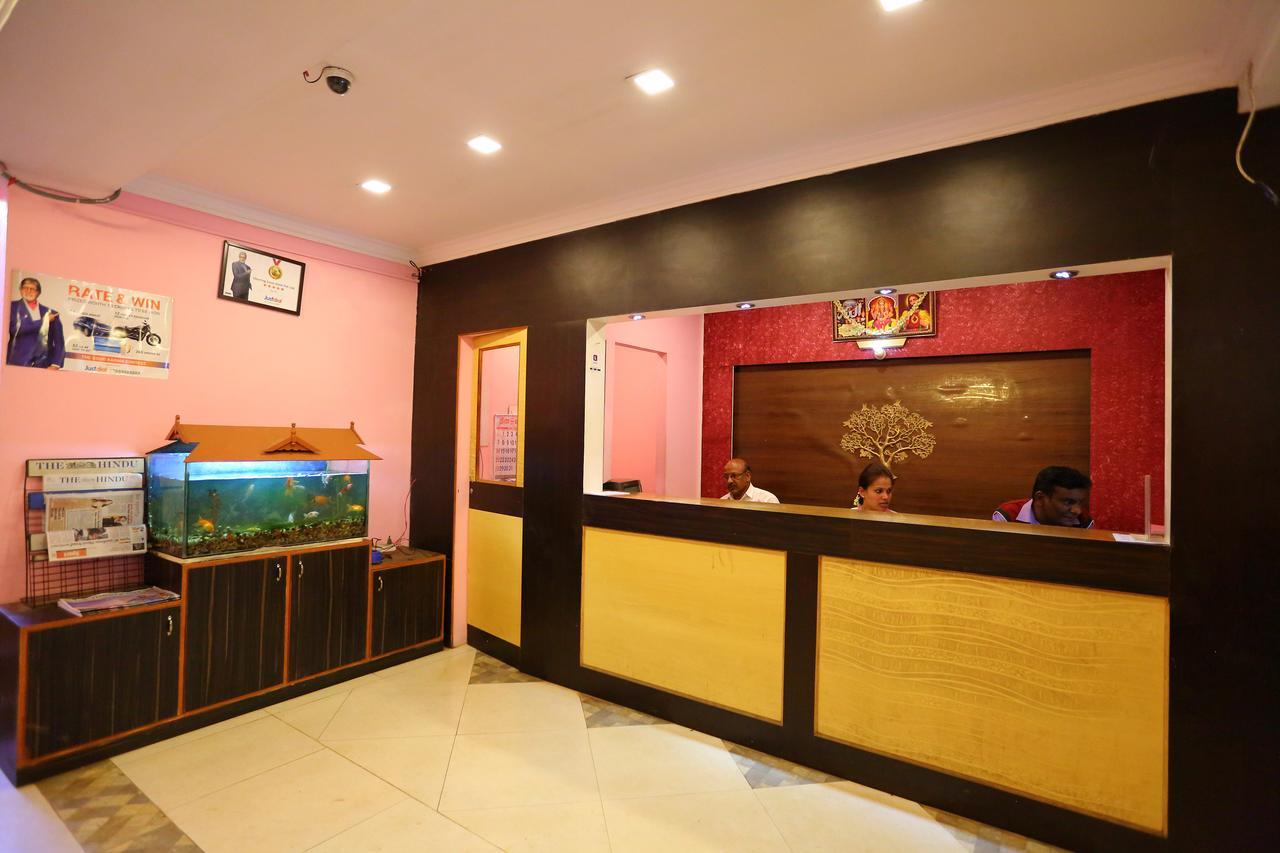 אוטי Hotel Charring Cross מראה חיצוני תמונה